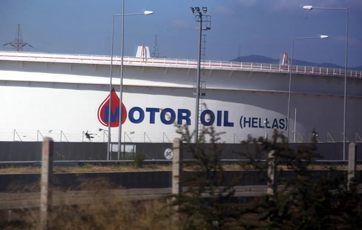 Έκρηξη στη Motor Oil στους Αγίους Θεοδώρους, δύο τραυματίες