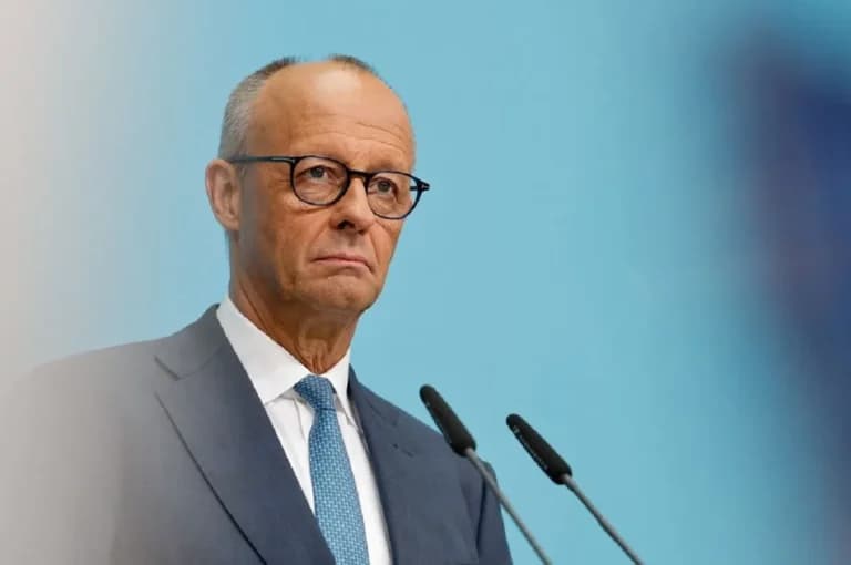 Ο Μερτς προειδοποιεί για νέες υβριδικές επιθέσεις της Ρωσίας