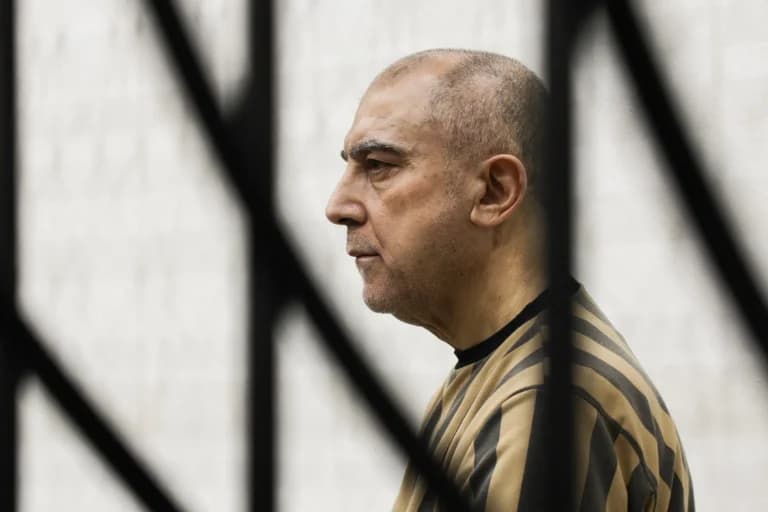 Ο Ατέφ Νατζίμπ δικάζεται για εγκλήματα κατά της ανθρωπότητας