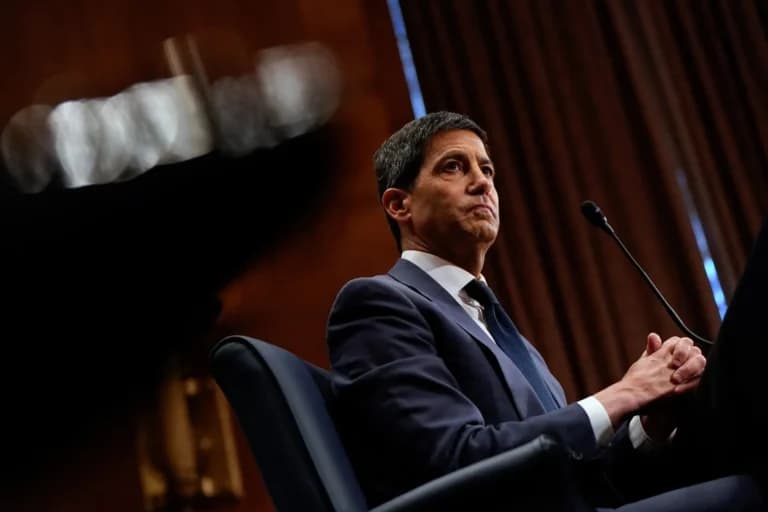 Η Γερουσία επικύρωσε τον Κέβιν Γουόρς στη Fed