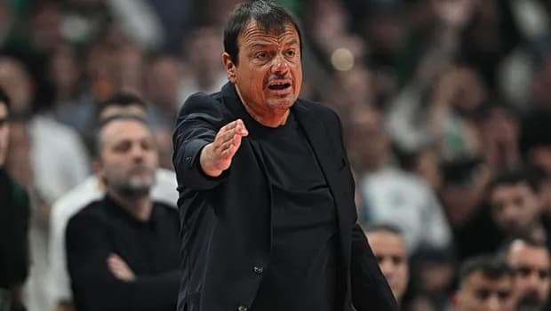 Ο Αταμάν διαψεύδει τις φήμες και στοχεύει στο πρωτάθλημα