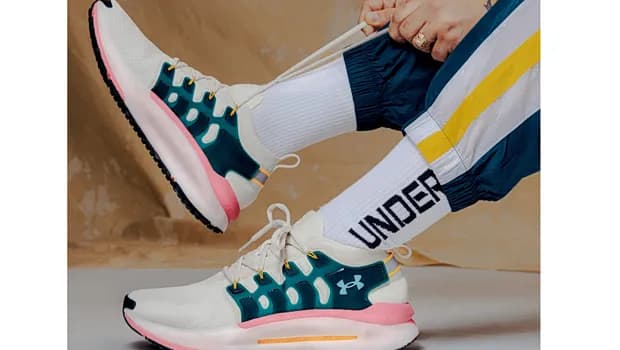 Το Under Armour Phantom X με πρωταγωνιστή τον Γιώργο Καράβα