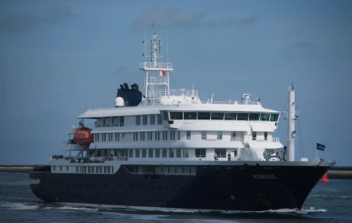 Ο καπετάνιος του MV Hondius φεύγει χωρίς συμπτώματα