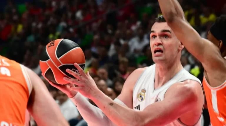 Η Ρεάλ Μαδρίτης στον τελικό της Euroleague με θύμα τη Βαλένθια