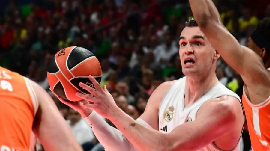 Η Ρεάλ Μαδρίτης στον τελικό της Euroleague με θύμα τη Βαλένθια