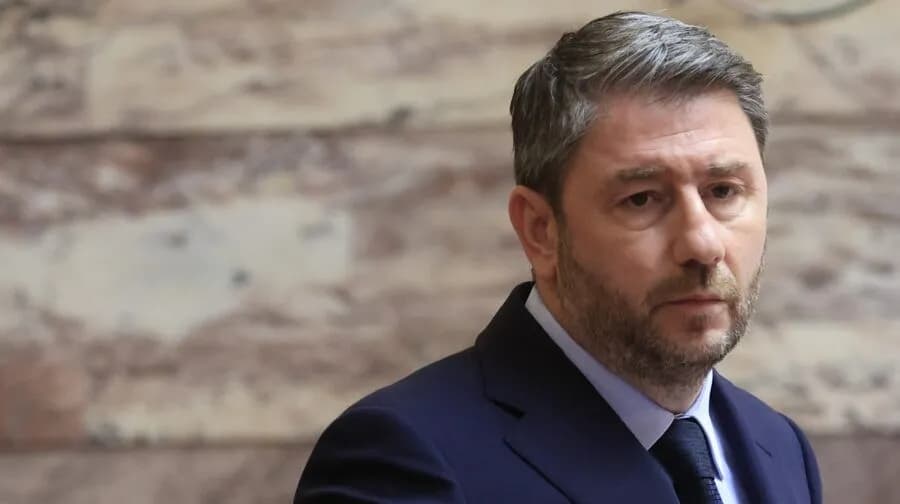 Ο Ανδρουλάκης καταγγέλλει «πολιτική δολοφονία» από τη ΝΔ