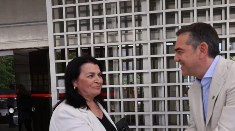 Η Μαρία Λεπενιώτη στους ιδρυτές του ΕΛΑΣ του Τσίπρα