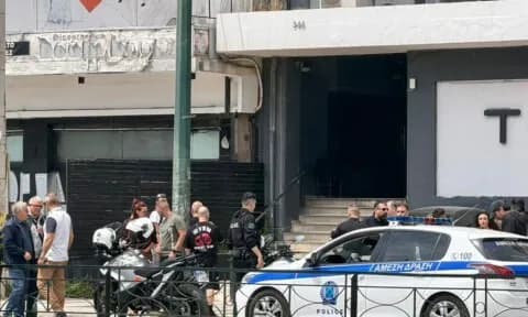 Πυροβολισμός σε μπαρ στην Καλλιθέα από μεθυσμένο 58χρονο