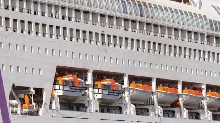 Το κρουαζιερόπλοιο στο Μπορντό: Ένας νεκρός από νοροϊό