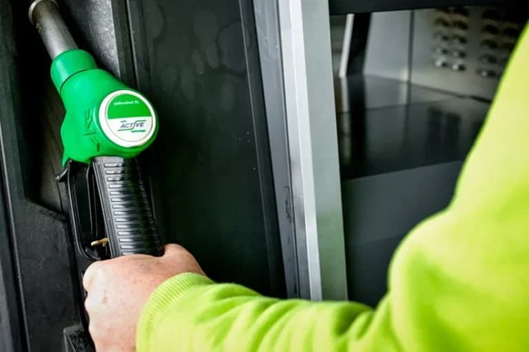 Fuel Pass III: 113 εκατ. ευρώ σε 2,5 εκατ. δικαιούχους