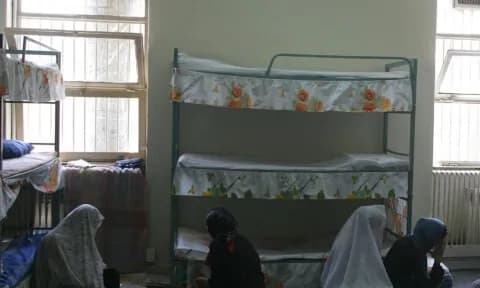 Φρίκη στις φυλακές του Ιράν: Βιασμοί και βασανιστήρια κρατουμένων