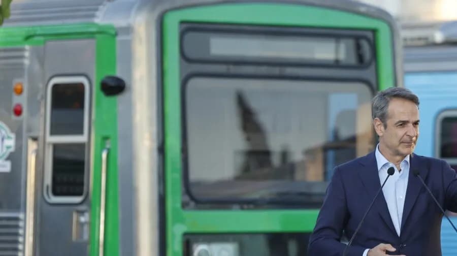 Ο Μητσοτάκης στα Σεπόλια: 1.076 νέα λεωφορεία στην Αθήνα