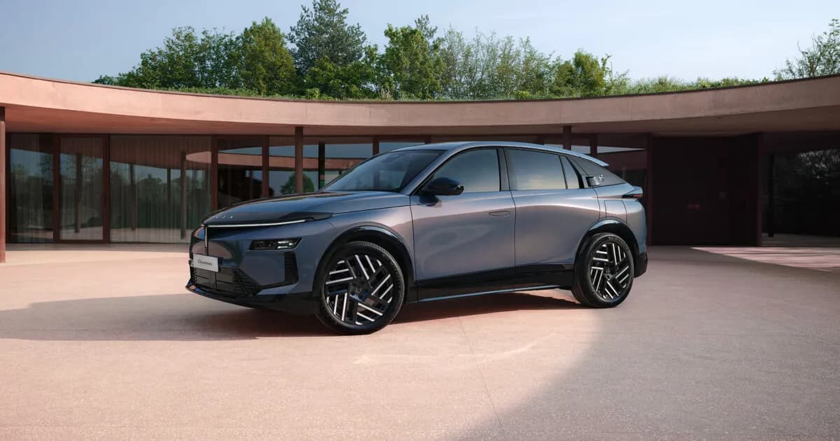 Η νέα Lancia Gamma: crossover fastback με έως 375 ίππους