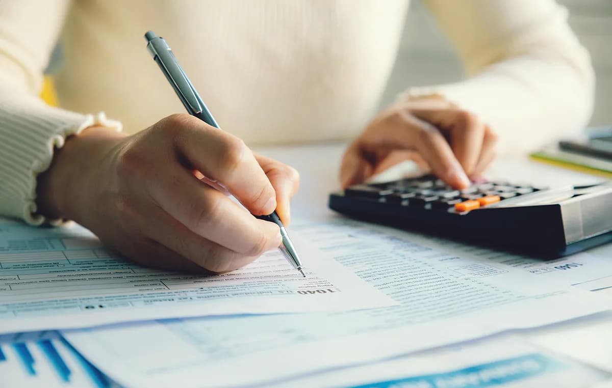 Νέα ρύθμιση οφειλών σε 72 δόσεις για 1,3 εκατ. οφειλέτες