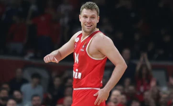 Ο Βεζένκοφ MVP και για την Ένωση Παικτών της Euroleague