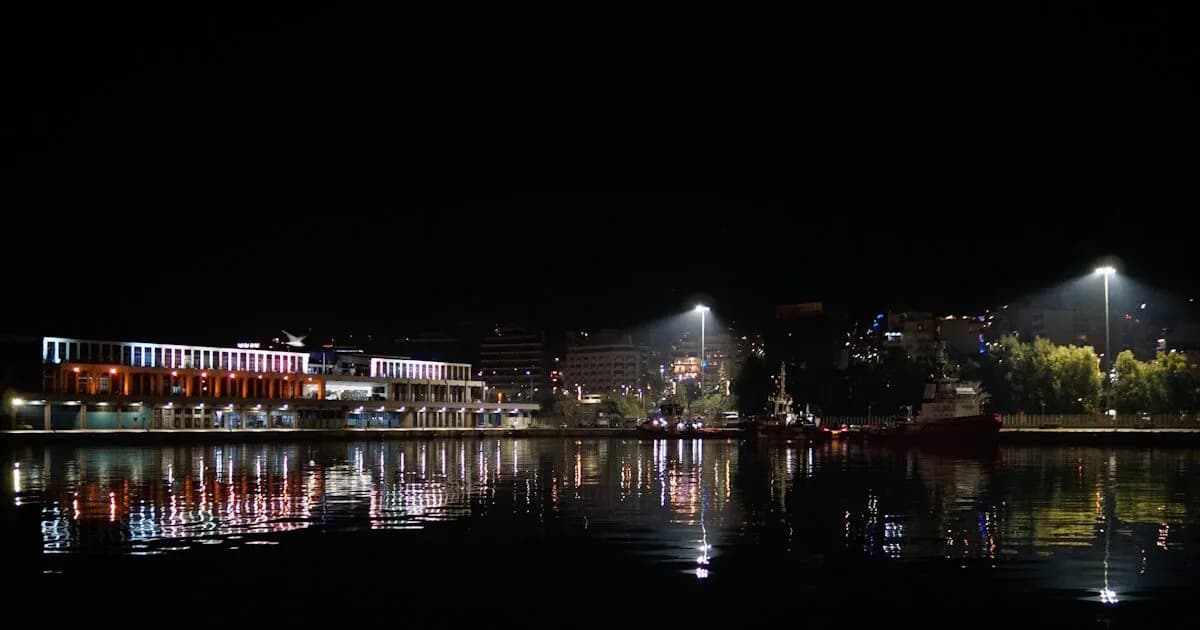 Σορός άνδρα εντοπίστηκε στο λιμάνι του Πειραιά