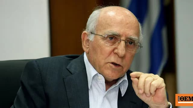 Η κηδεία του Γιώργου Σουφλιά στο Παπάγου