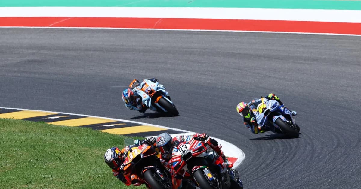 Ο Ογκούρα κατακτά την pole position στο MotoGP Μπρνο