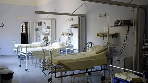 Τραγωδία στη Μυτιλήνη: Νεκρή η 36χρονη γιατρός μετά τον τοκετό