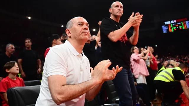 Ο Αγγελόπουλος: «Στέλνεις 40 παιδιά στο σπίτι διαιτητή;»