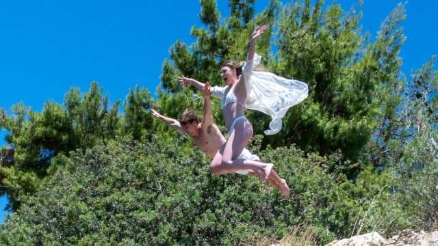 Οι αθλητές Cliff Diving παντρεύτηκαν στον Άγιο Νικόλαο