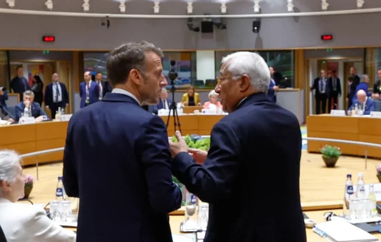 Ο Μακρόν ζητά ευρωπαϊκή θέση στις διαπραγματεύσεις για Ουκρανία