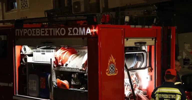 Φωτιά σε εστιατόριο στην Καλλιθέα τα ξημερώματα