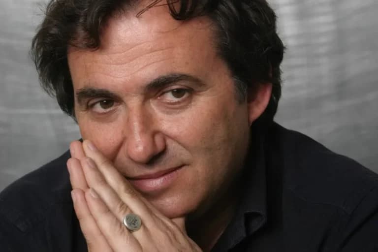 Ο Λουδοβίκος των Ανωγείων μιλά για Χατζιδάκι και Πάρο