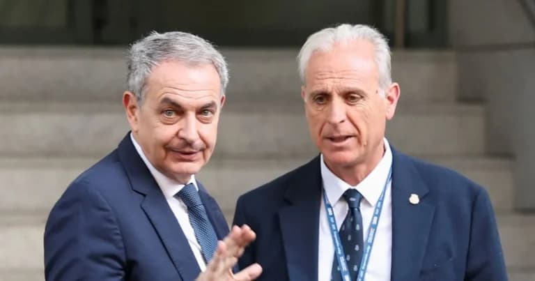 Οι κόρες του Θαπατέρο κατηγορούνται για διαφθορά