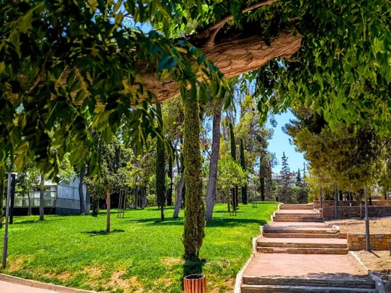 Ο καιρός σήμερα Κυριακή 21 Ιουνίου: 35 βαθμοί με βοριάδες