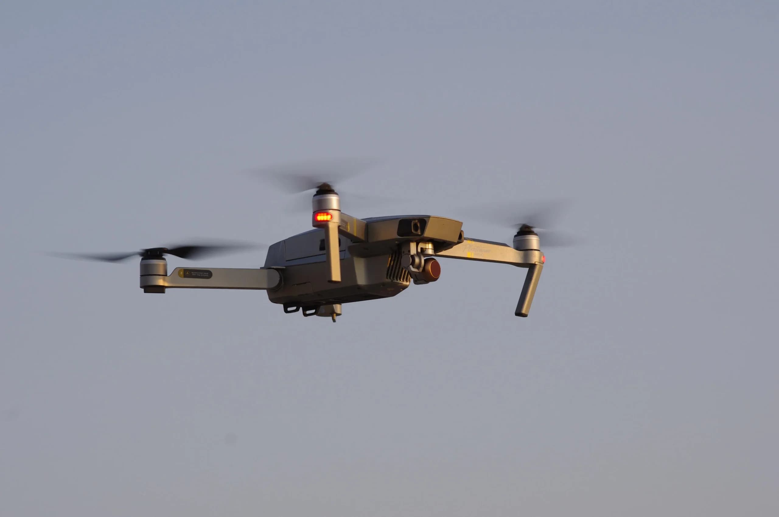 Drone με κινητά, ναρκωτικά και λάμες στις φυλακές Αγιάς