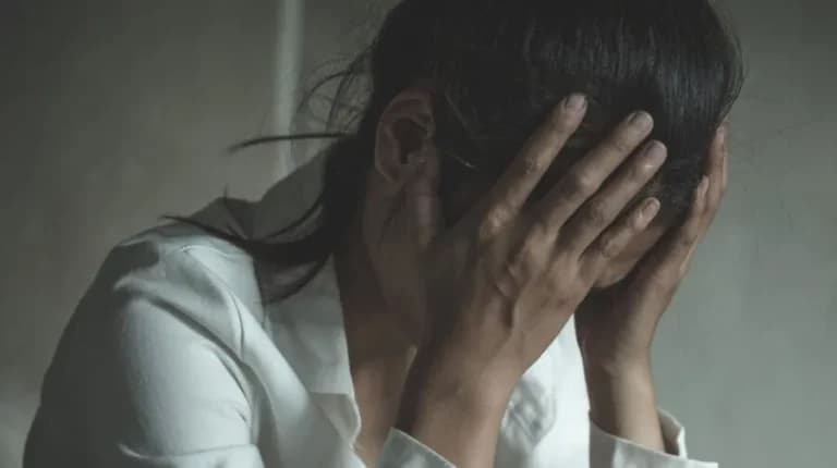 Σοκ από καταγγελίες βιασμού σε βάρος πρώην αρχιμανδρίτη