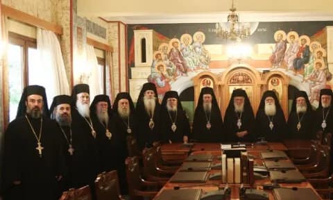 Αυξήσεις έως 95% για τον ανώτερο κλήρο της Εκκλησίας