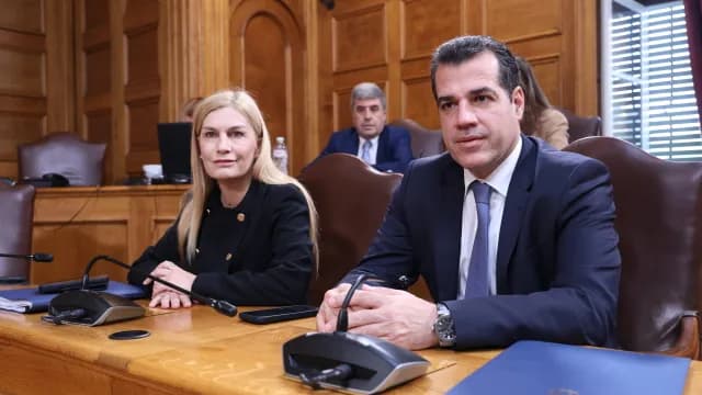 Ο Πλεύρης: Αποτυχία του Συμφώνου Μετανάστευσης οδηγεί σε σκληρές πολιτικές
