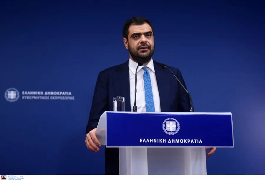 Ο Μαρινάκης καταγγέλλει απειλητικά συνθήματα κατά Βολουδάκη