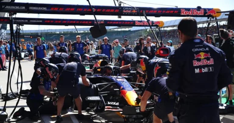 Το Grand Prix Βρετανίας ξεκινά τη δράση στο Σίλβερστοουν