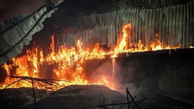 Το τοξικό νέφος από το Ωραιόκαστρο έφτασε στην Αττική