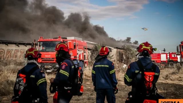 Τέσσερις συλλήψεις για θερμές εργασίες στην Αττική