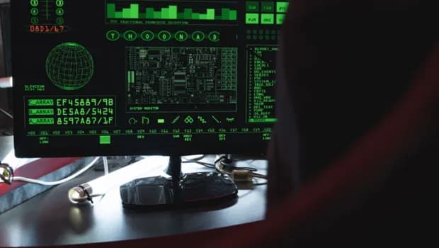 Οι πρώτες αγωγές θυμάτων του Predator στα δικαστήρια