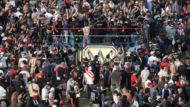 Οι ΗΠΑ κατηγορούν 8 άνδρες για επίθεση στον Λευκό Οίκο