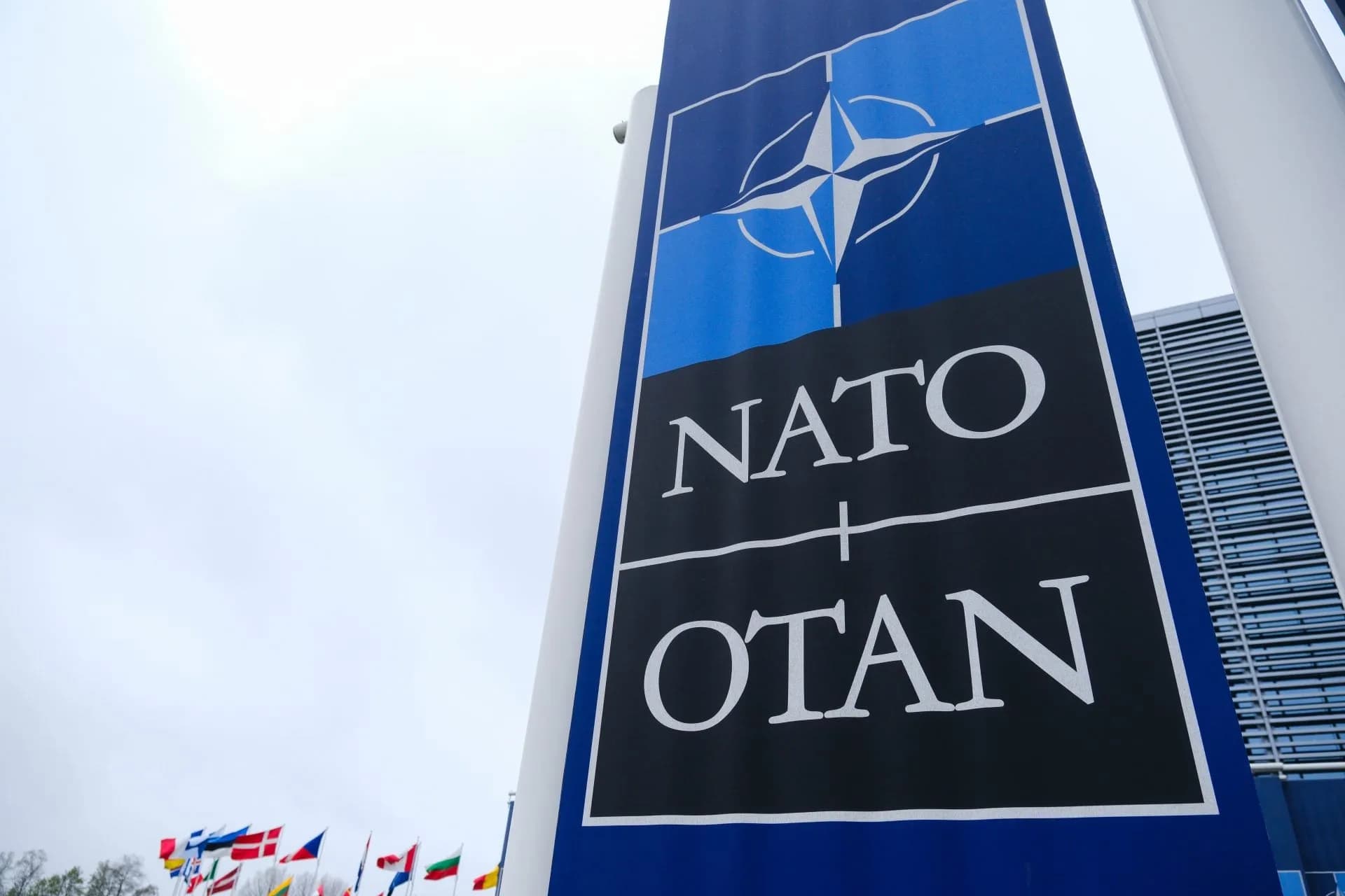 Η Ελλάδα ξεπερνά τον στόχο ΝΑΤΟ στις αμυντικές δαπάνες