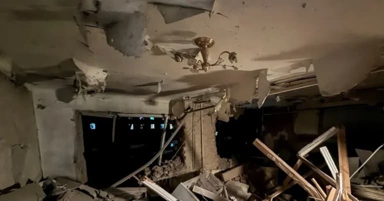 Η Ρωσία απειλεί απάντηση μετά τα drones στην Αγία Πετρούπολη