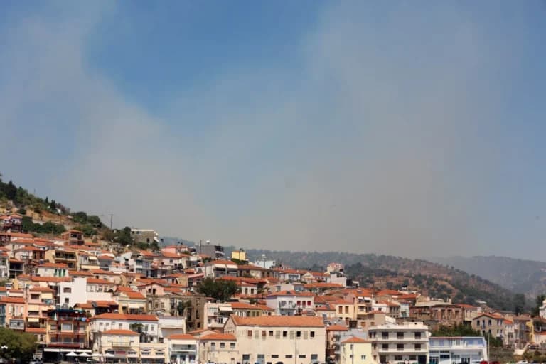 Πυρκαγιά στην Τουρκία: 202 άνθρωποι εκκενώθηκαν στα Μούγλα