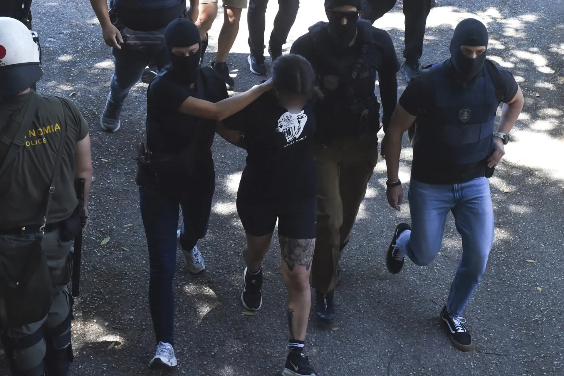 Απολογούνται οι τρεις για την εμπρηστική επίθεση στη Θεσσαλονίκη