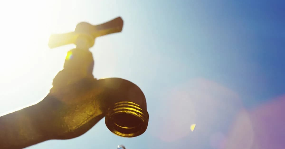 Το ΥΠΕΝ δίνει 65 εκατ. ευρώ σε δήμους για τη λειψυδρία