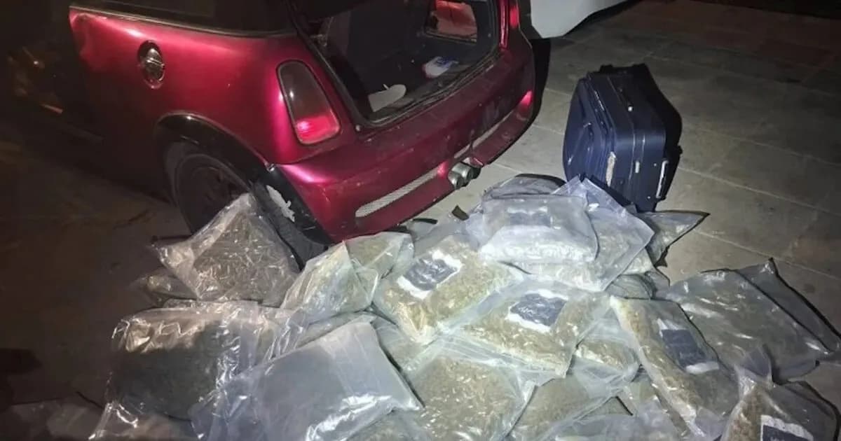 Κατάσχεση 61 κιλών κάνναβης σε καταδίωξη στην Αγία Παρασκευή
