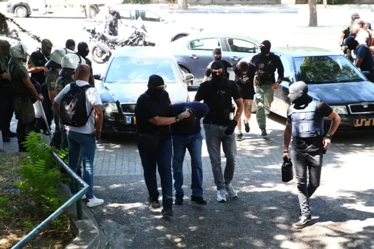 Στο Δικαστικό Μέγαρο η επίθεση με γκαζάκια στη Θεσσαλονίκη