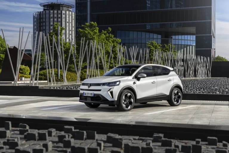 Η Renault φέρνει πιο προσιτά τα Captur και Austral
