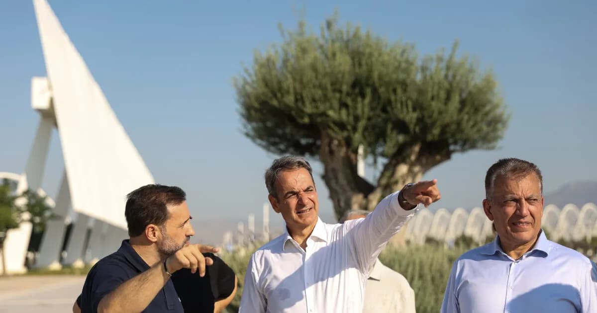 Ο Μητσοτάκης ετοιμάζει πακέτο μέτρων άνω του 1 δισ. για τη ΔΕΘ