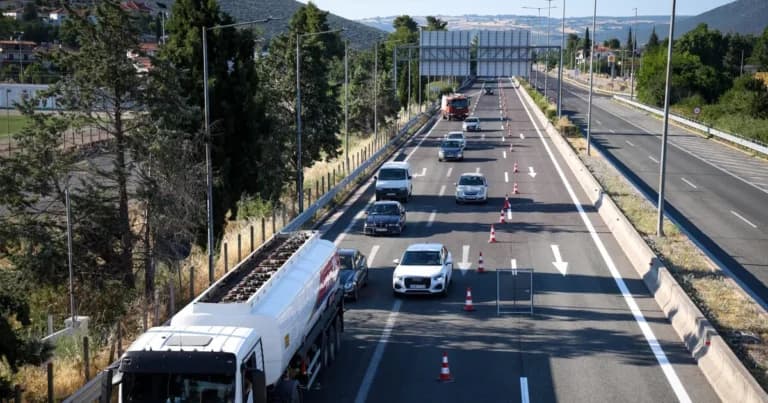 Ο 29χρονος οδηγός στο αυτόφωρο για το τροχαίο στην Περιφερειακή